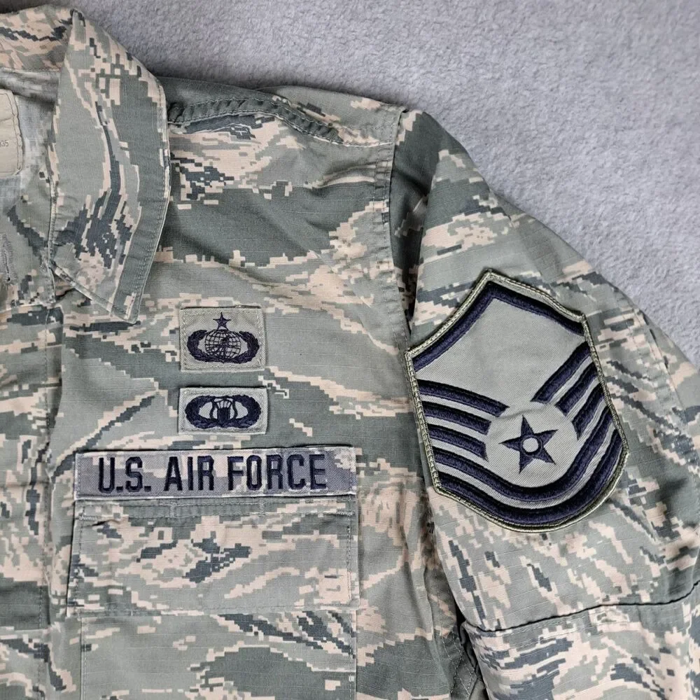 US Air Force Digital Camo Jacket Military Issue with Rank Stipes Sz. 44L
